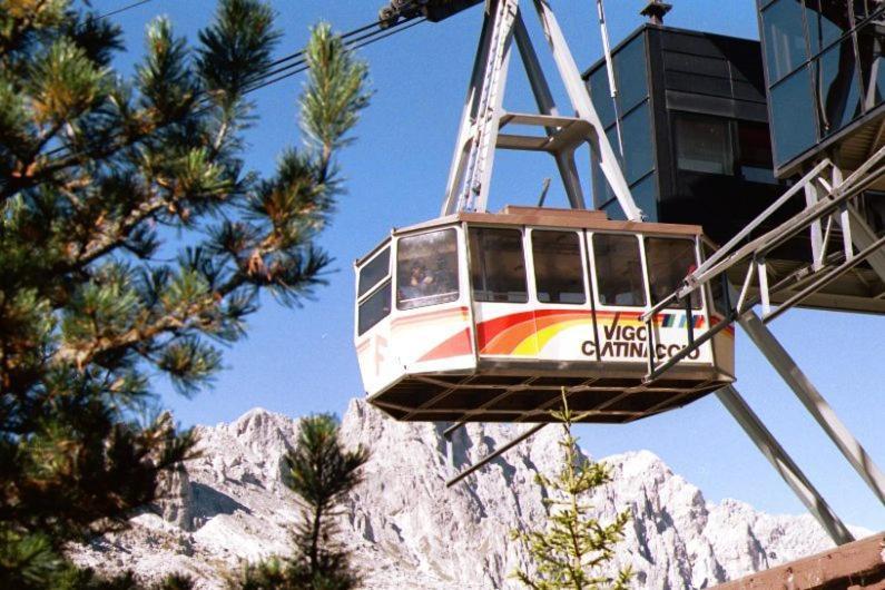Hotel San Giovanni Vigo di Fassa Ngoại thất bức ảnh