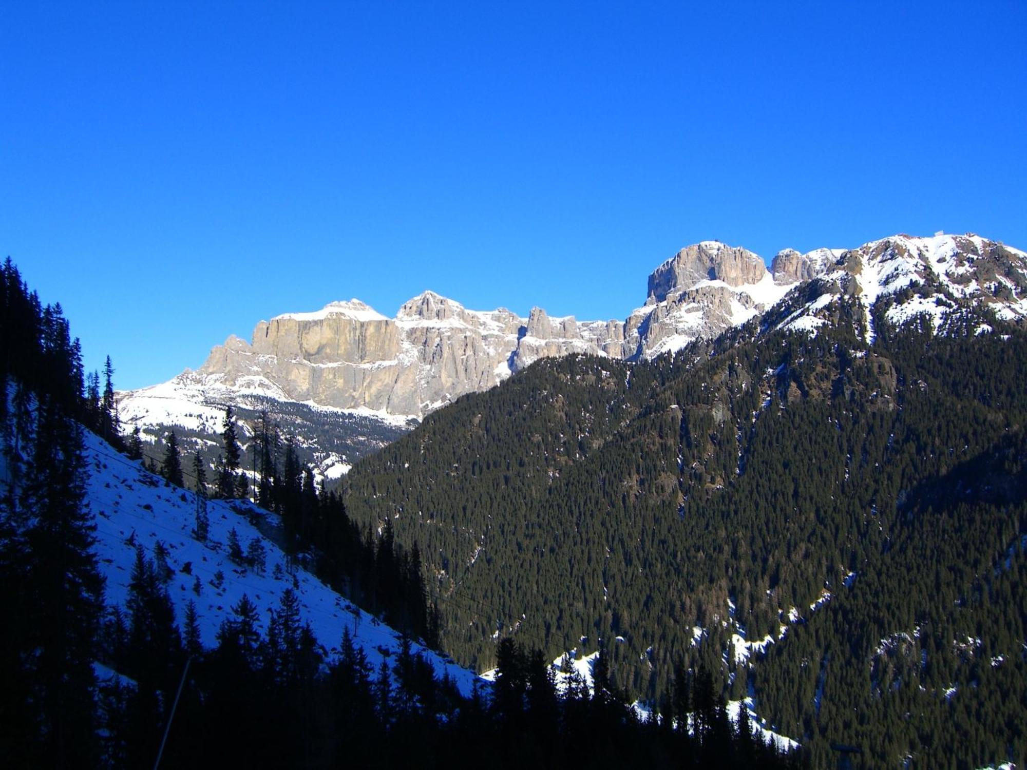 Hotel San Giovanni Vigo di Fassa Ngoại thất bức ảnh