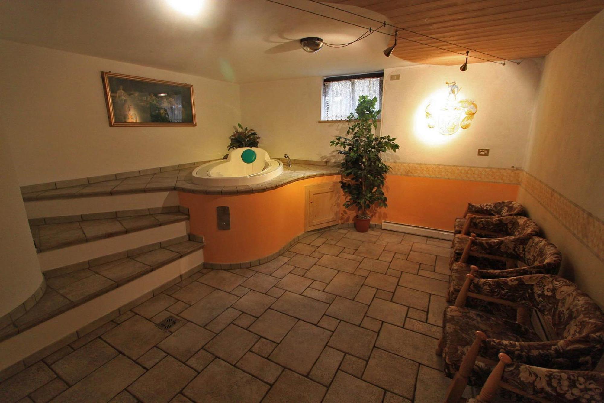 Hotel San Giovanni Vigo di Fassa Ngoại thất bức ảnh