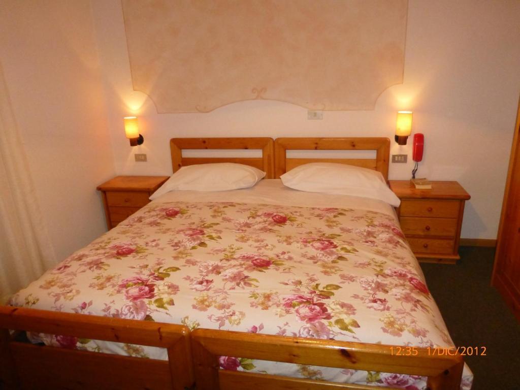 Hotel San Giovanni Vigo di Fassa Ngoại thất bức ảnh