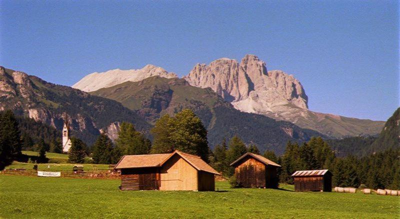 Hotel San Giovanni Vigo di Fassa Ngoại thất bức ảnh