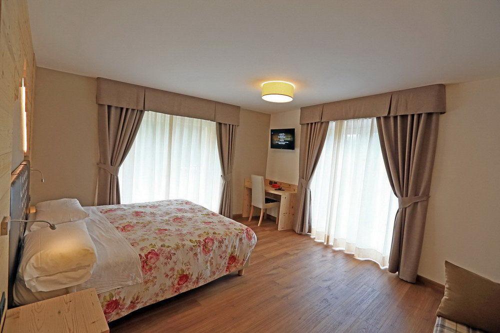 Hotel San Giovanni Vigo di Fassa Ngoại thất bức ảnh