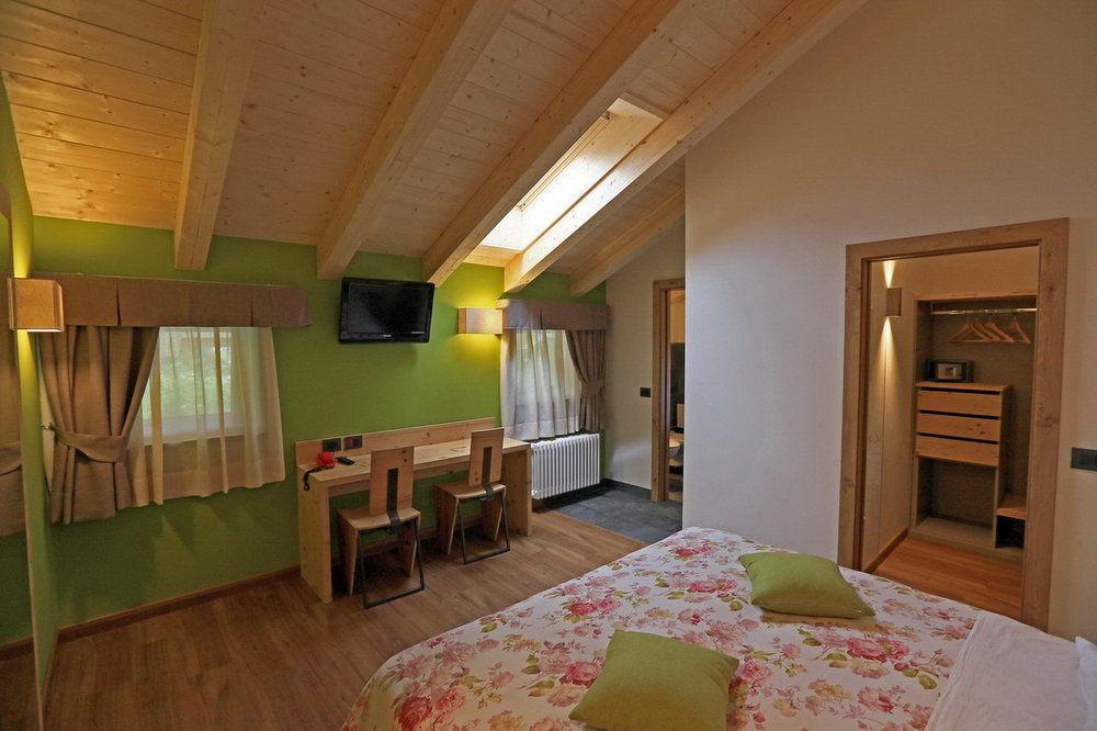Hotel San Giovanni Vigo di Fassa Ngoại thất bức ảnh