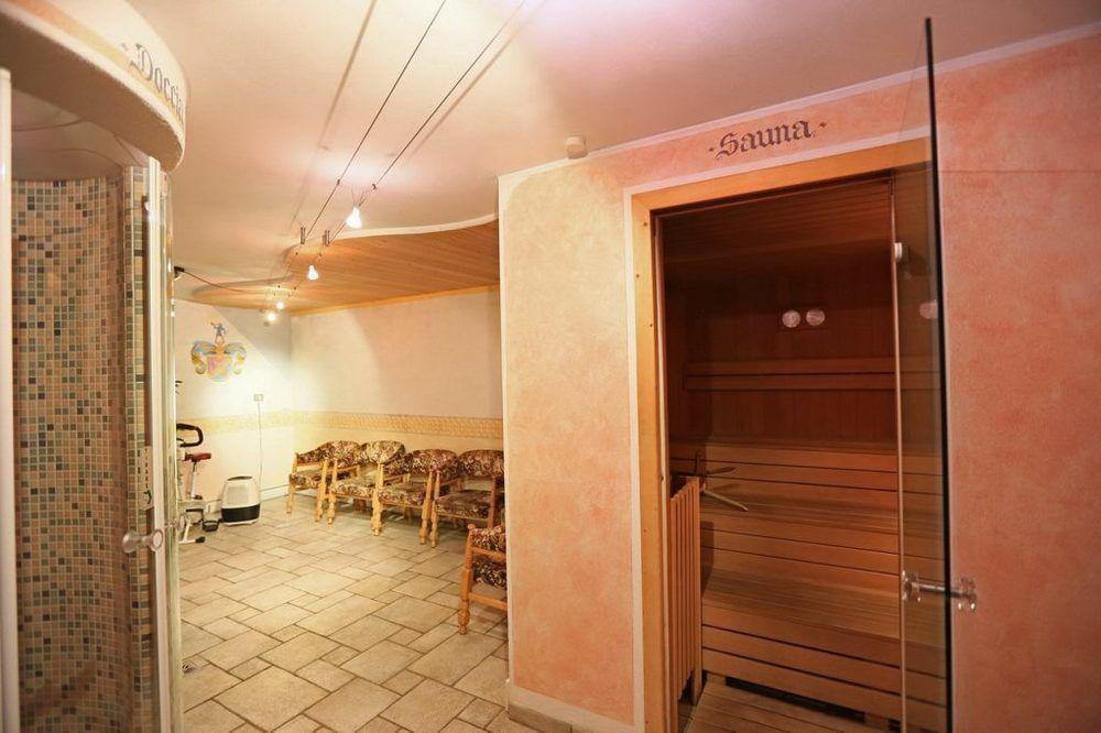 Hotel San Giovanni Vigo di Fassa Ngoại thất bức ảnh