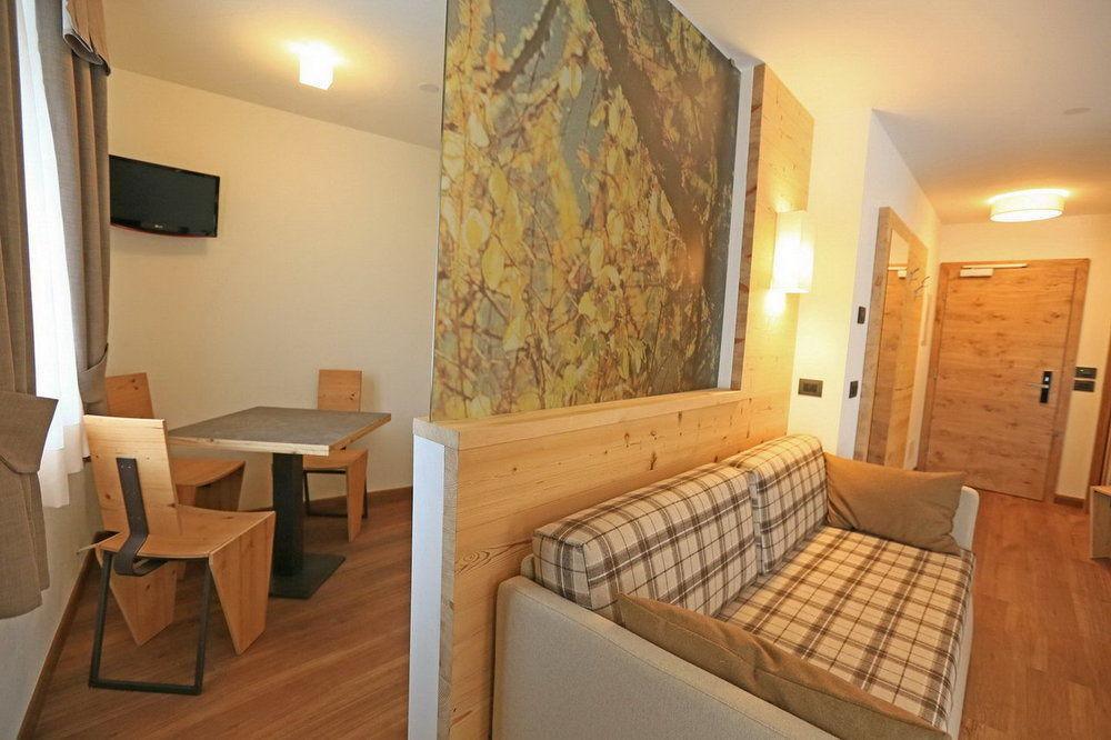Hotel San Giovanni Vigo di Fassa Ngoại thất bức ảnh