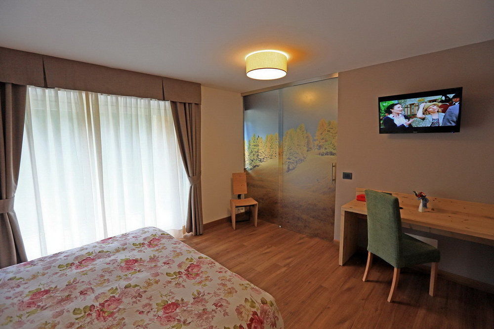 Hotel San Giovanni Vigo di Fassa Ngoại thất bức ảnh